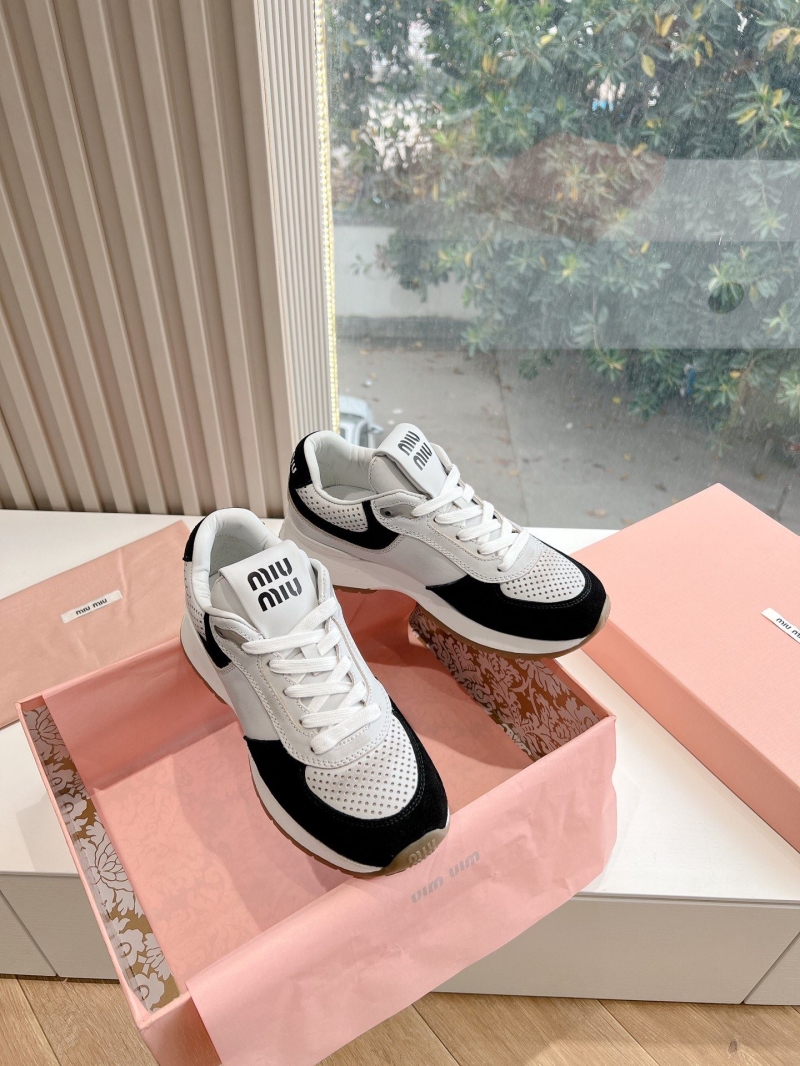 Miu Miu Casual Shoes